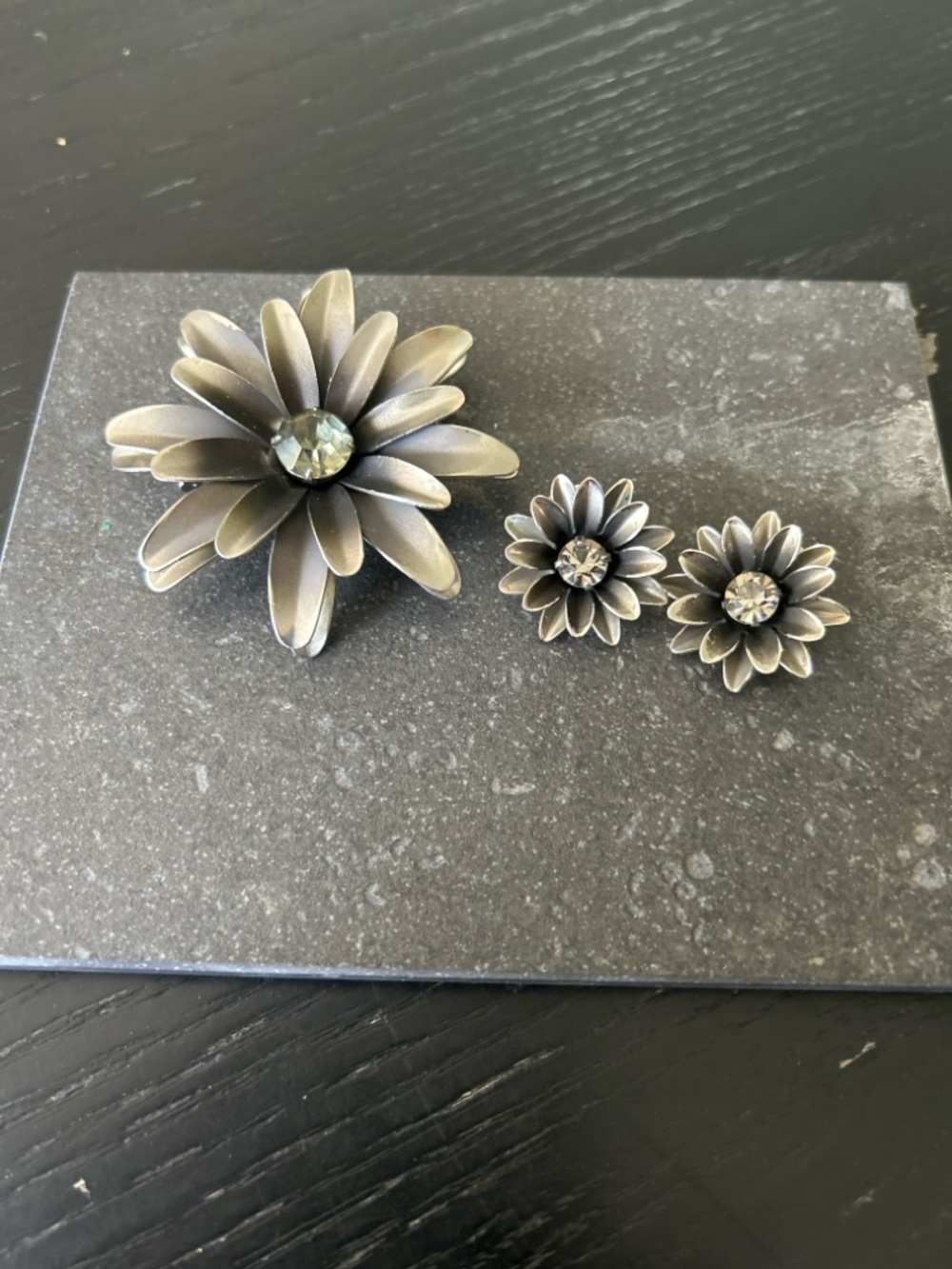 Vintage CORO Flower Brooch & Clip-On Earrings Set – Black Gunmetal Rhinestone